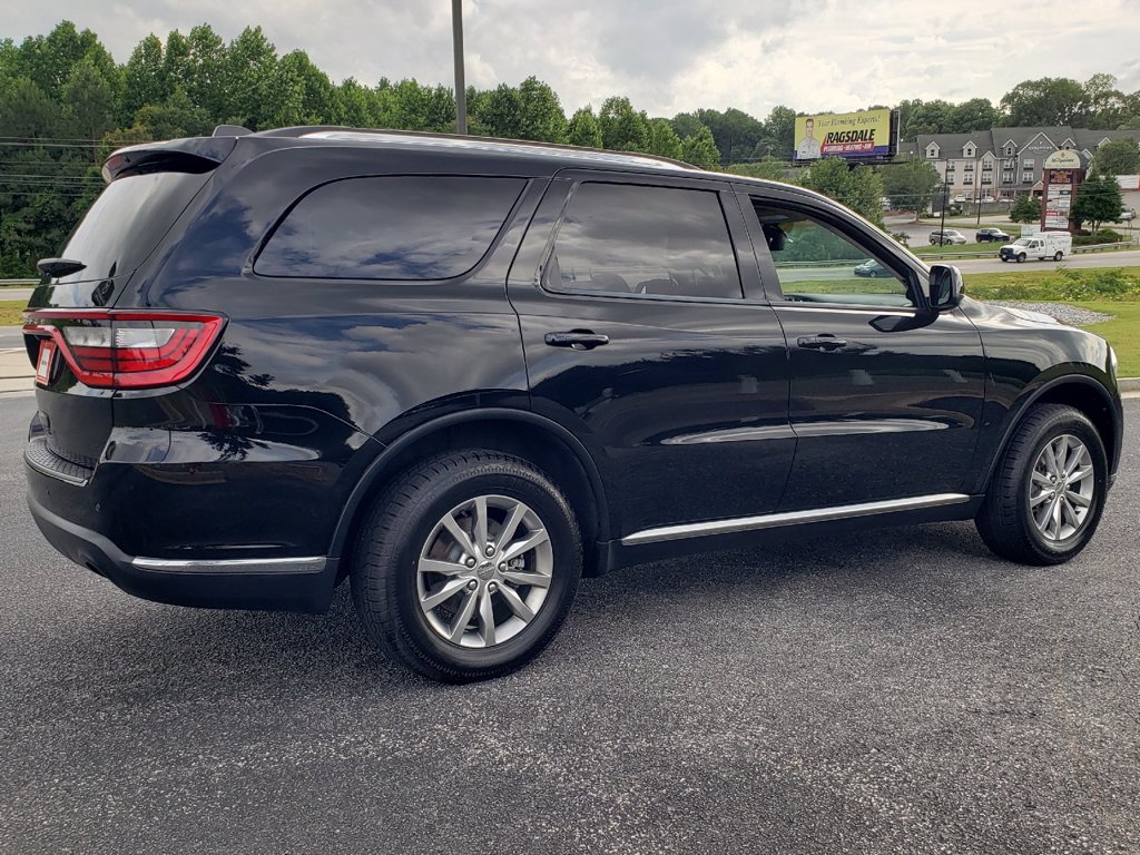 Pre-Owned 2017 Dodge Durango SXT AWD