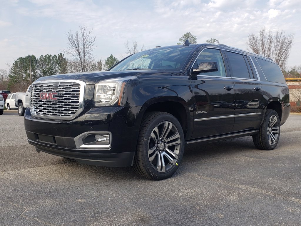 New 2020 GMC Yukon XL Denali With Navigation