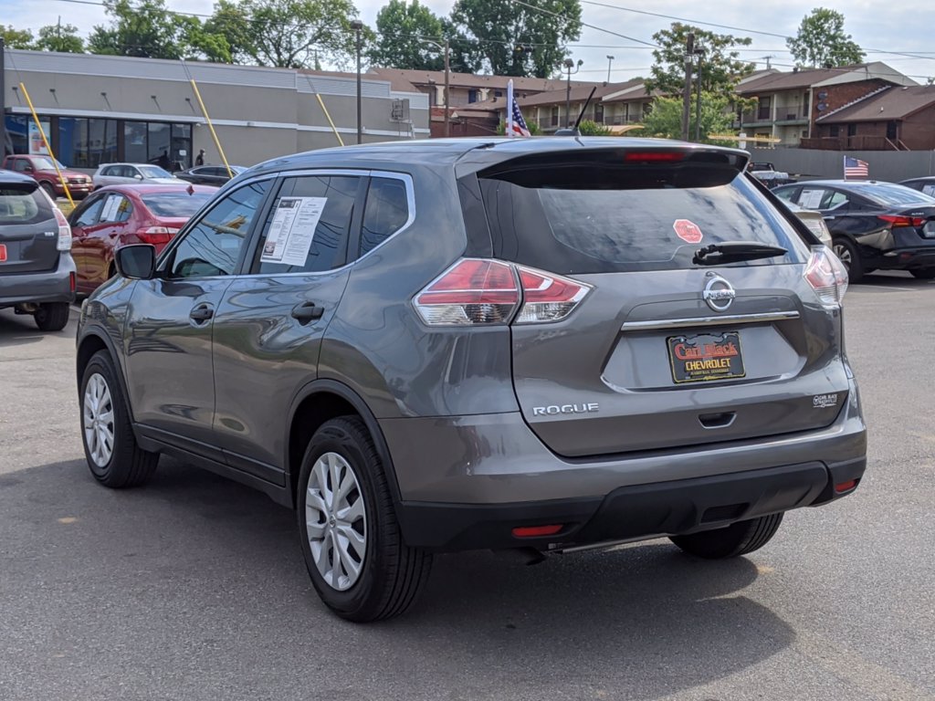 Pre-Owned 2016 Nissan Rogue S FWD SUVs